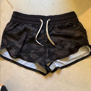 Vuori Black Camo Athletic Shorts XS
